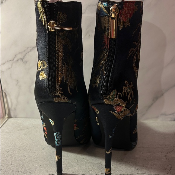 Shoe Dazzle Black Embroidered Heeled Boots - Picture 4 of 5